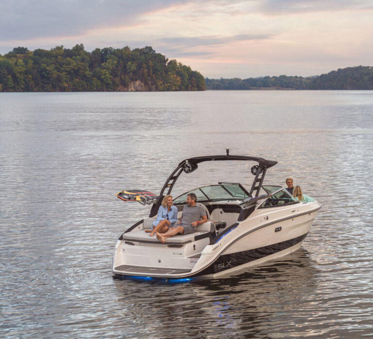 Time with friends is always special aboard your Sea Ray.