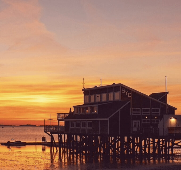 Squantum Yacht Club