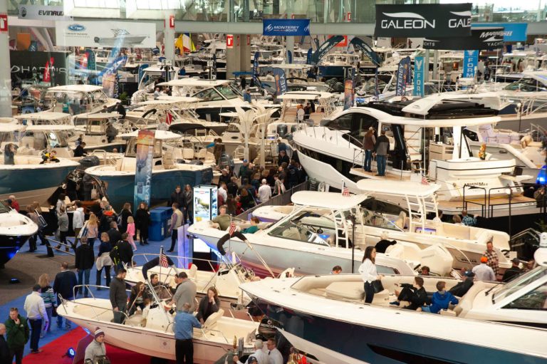 NE boat show busy day 768x511