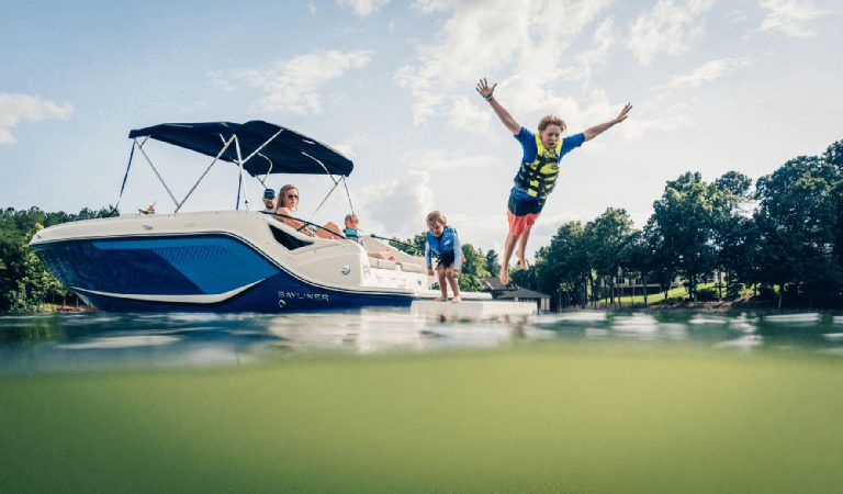 D221 Jumping 768x450